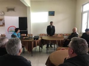 Çiftçilere Eğitim Verildi