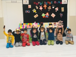 Uşak’ta Minikler Oyuncaksız Arkadaşları İçin Kumbara Oluşturacak