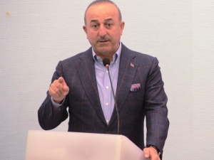 Çavuşoğlu: "Yanı Başımızdaki Örgütlerle Mücadele Etmek İçin Kimseden İcazet Almayız"