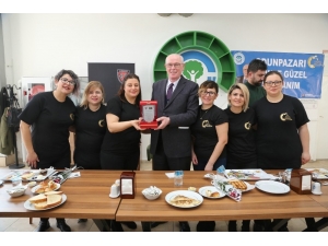 Odunpazarı Parklarına İşaret Dili Alfabesi Asılacak