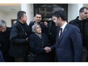 Şehit Annesi: "Allah Benim Ömrümden Alsın Cumhurbaşkanımıza Versin"