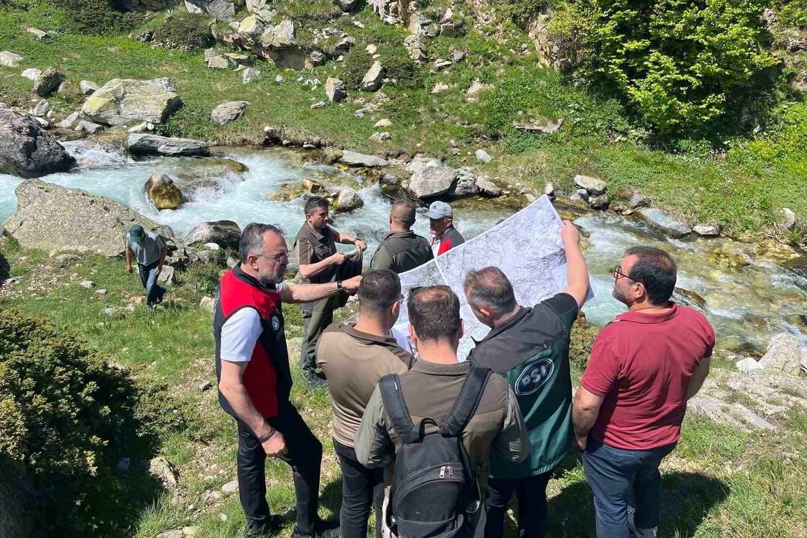 uludag-in-eteklerinde-ahududu-ve-bogurtlen-icin-sulama-projesi