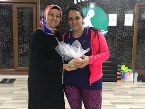 Nesrin Can Spor Merkezindeki Kadınları Ziyaret Etti