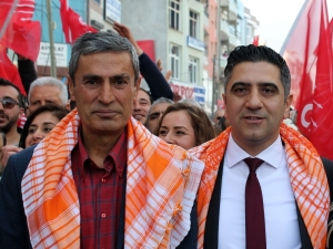 Chp İzmir’de Menderes İlçe Başkanı İstifa Etti