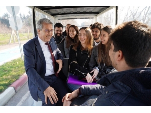 Ege’de Yerli Üretim Elektrikli Araçlar Deneme Seferlerine Başladı