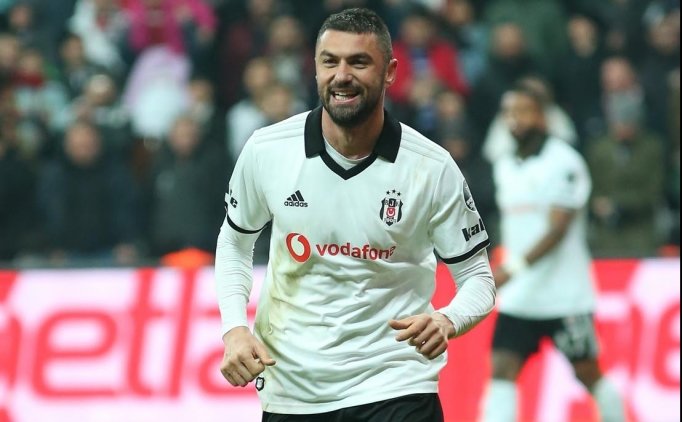 Burak Yılmaz, Beşiktaş Fomasıyla Ilk Gol Peşinde