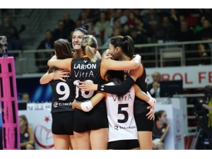 Eczacıbaşı Vitra, Derbiye Hazırlanıyor