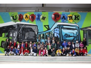 Minikler Tramvayı Gezerek Öğrendi