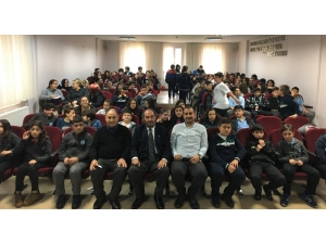 Muzaffer Ilıcak: "Bedenimizi Spor Yaparak Koruyabiliriz"