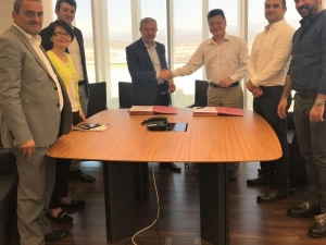 Hong Konglu Tekstil Deviyle ‘Repreve’ Anlaşması