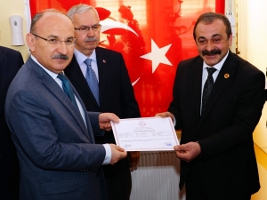 İletişim Kursunu Bitiren Muhtarlara Sertifikaları Verildi