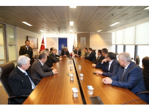 Atıklar Ekonomiye Kazandırılıyor