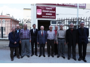 Vali Çakacak’tan Türkiye Muharip Gaziler Derneği’ne Ziyaret