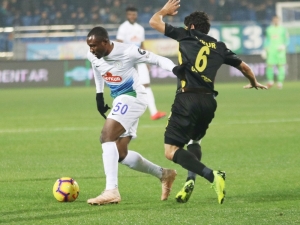 Spor Toto Süper Lig: Çaykur Rizespor: 3 - Evkur Yeni Malatyaspor: 0 (Maç Sonucu)
