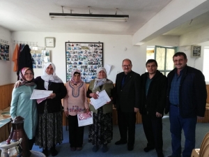 60 Yaşından Sonra Okuma-yazma Öğrendiler