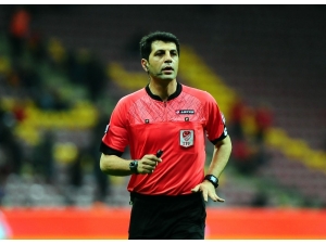 M. Başakşehir - Bursaspor Maçının Var’ı Mustafa Öğretmenoğlu