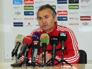 Ersel Uzgur: "Kim Ağlarsa Bir Hafta Sonra Hakemler Onun Yanında Oluyor"