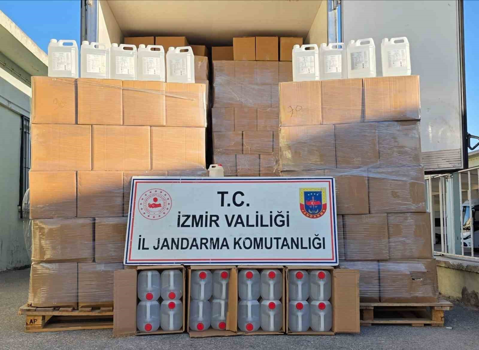 izmir-de-sahte-icki-tacirlerine-jandarmadan-agir-darbe