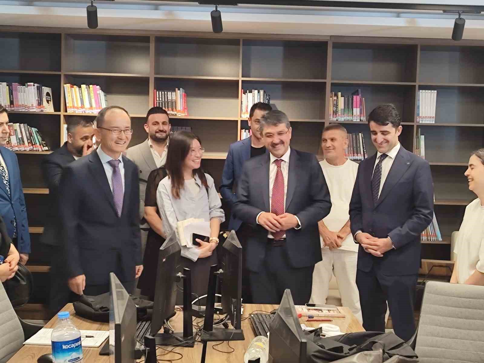 cin-buyukelcisi-jiang-xuebin-batman-da-yatirim-turizm-ve-egitimde-is-birligi-mesaji