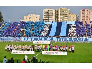 Spor Toto 1. Lig: Adana Demirspor: 2 - Altınordu: 0 (İlk Yarı)