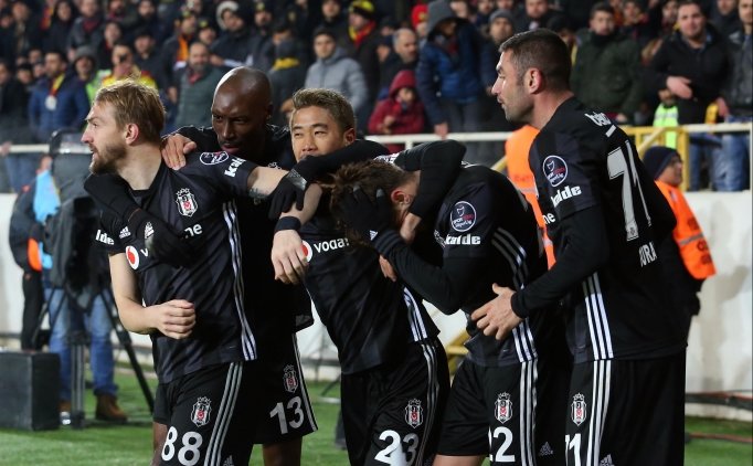 Beşiktaş'ın Fenerbahçe Maçındaki Muhtemel 11'i!