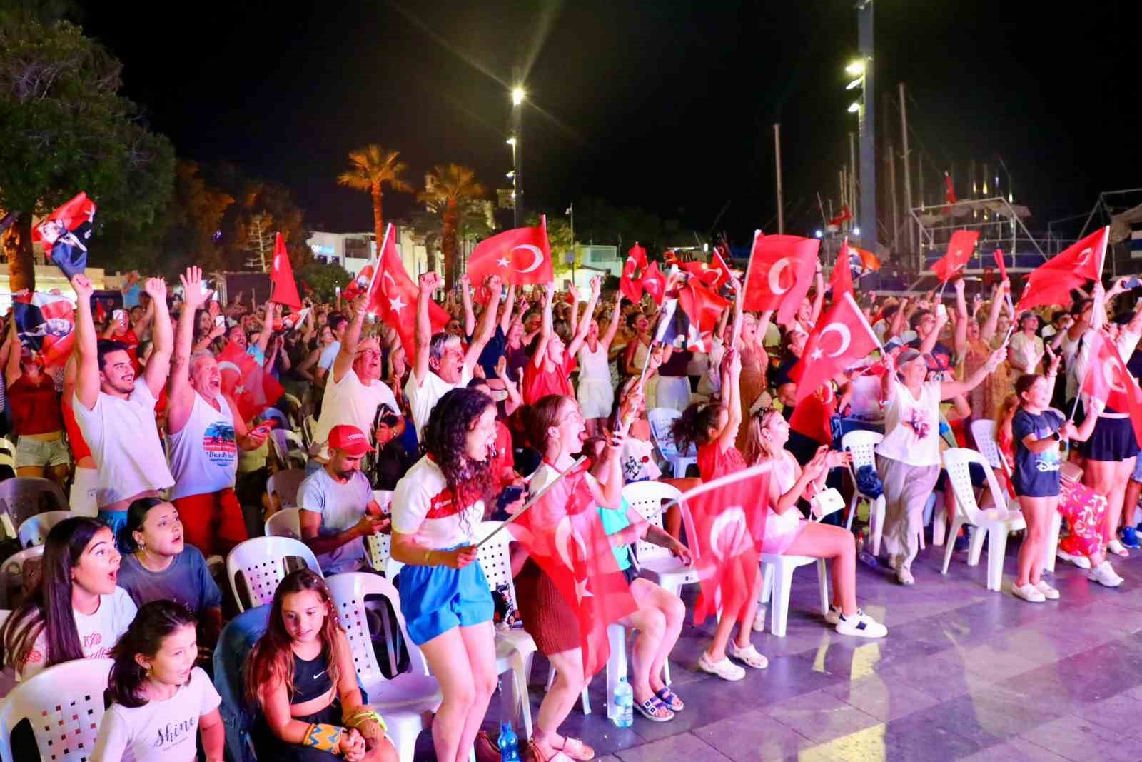 a-milli-kadin-voleybol-takimi-nin-sampiyonlugu-bodrum-da-coskuyla-kutlandi