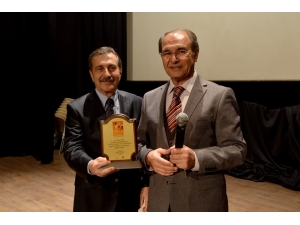 Yücel’in Çiçekleri Belgeselinin Galası Eskişehir’de Yapıldı