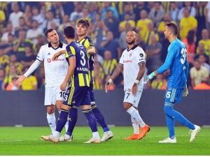 Fenerbahçe, Beşiktaş’a Karşı Deplasmanda Kazanamıyor