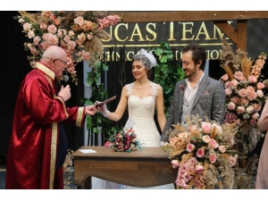 Kazım Kurt Fuarda Nikâh Kıydı