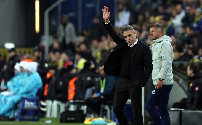 Fenerbahçe, Beşiktaş'ı Sağdan Vurmak Istiyor