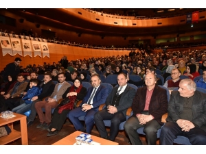 Asım’ın Nesli Salonlara Sığmadı