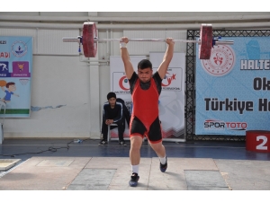 2018- 2018 Yılı Okul Sporları Gençler Türkiye Halter Şampiyonası Sona Erdi