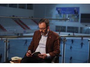 Bakan Kasapoğlu’ndan Derbi Öncesi Centilmenlik Çağrısı