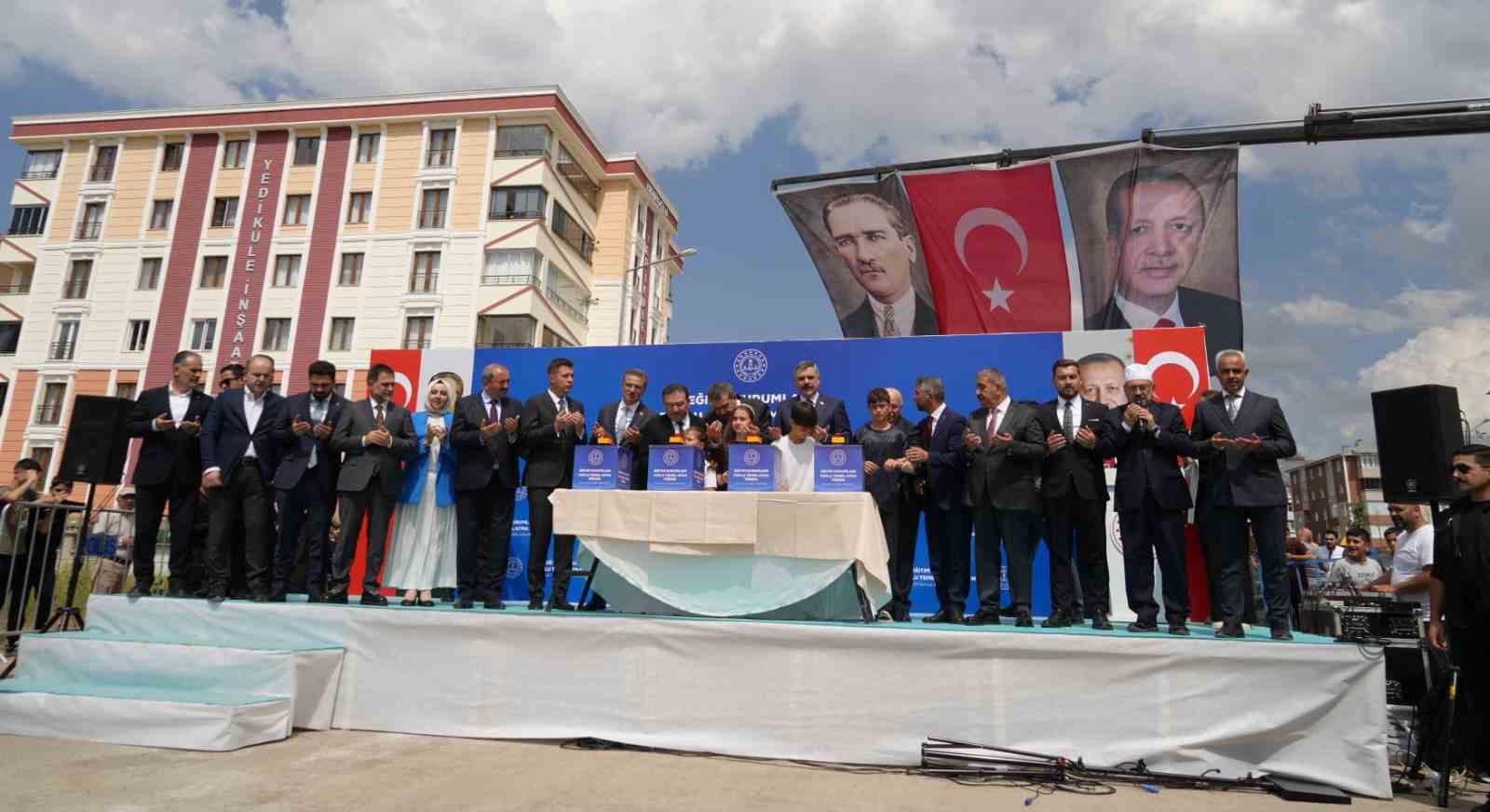 bakan-ciftci-selcuklu-dan-osmanli-ya-uzanan-maarif-gelenegimiz-medeniyetimizin-en-guclu-sutunlarindan-biri-haline-gelmistir