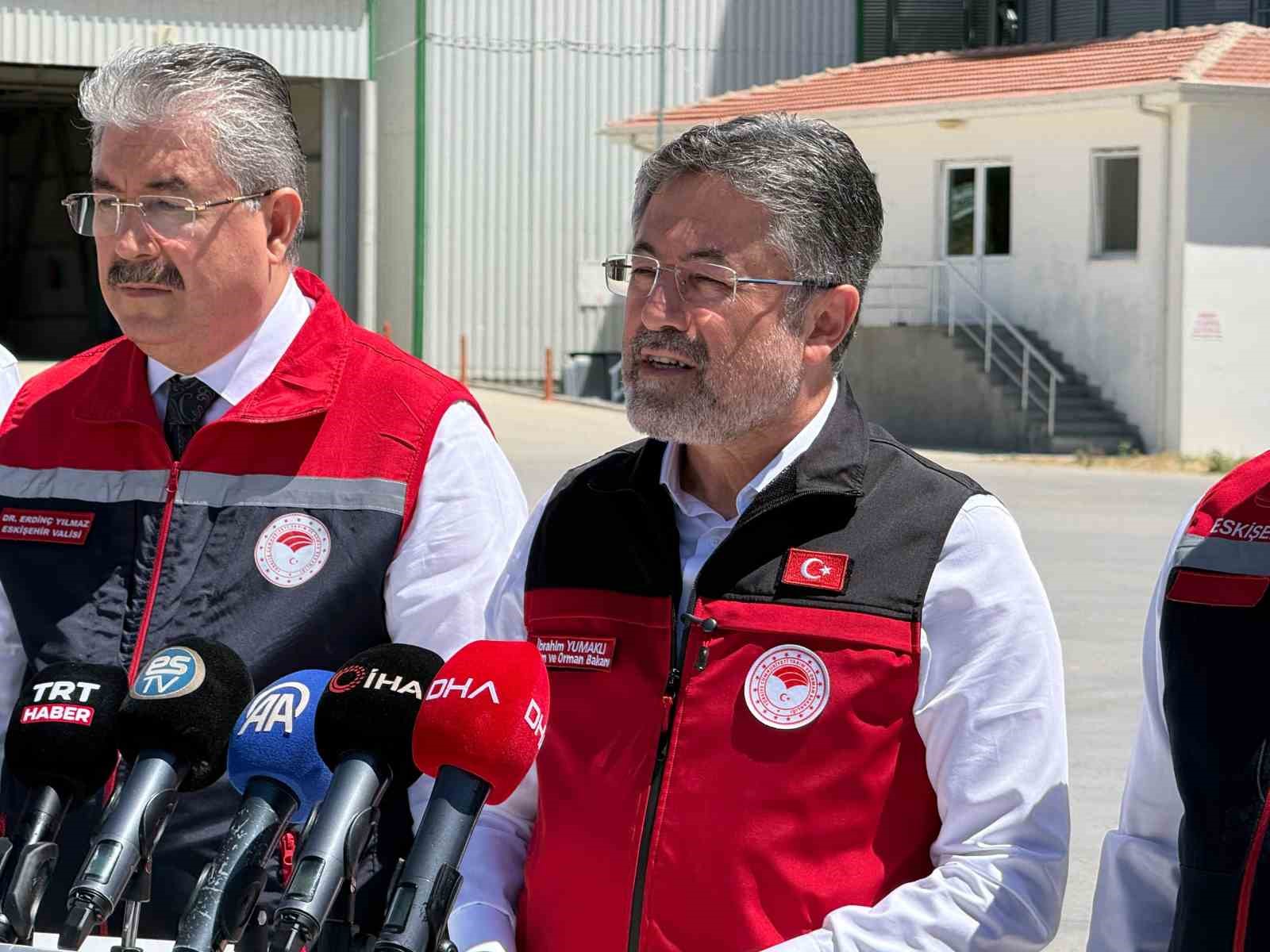 bakan-yumakli-bitkisel-uretimde-cumhuriyet-tarihimizin-rekorunu-bekliyorum
