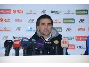 Osman Özköylü: “Önümüzde Kazanmamız Gereken 11 Tane Maç Var”