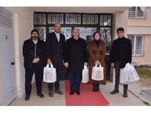 Ali Çetinbaş: İşini Gönülden Yapanlar Gönüller Kazanır