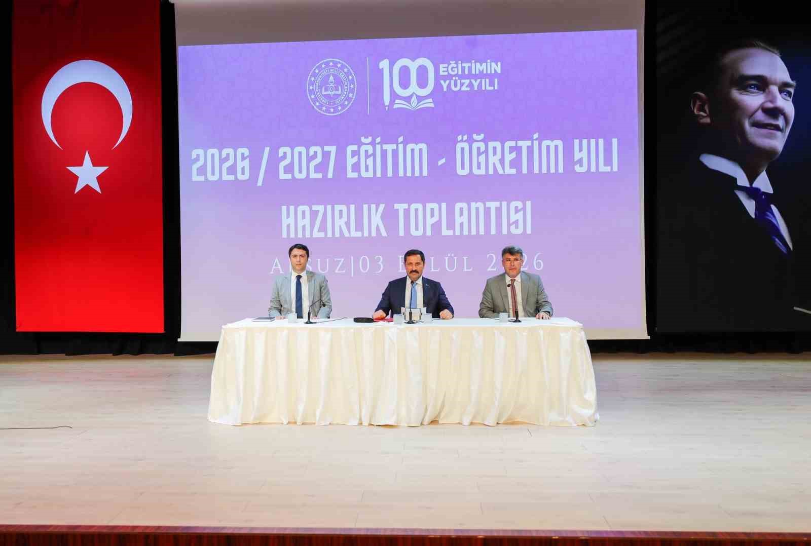 vali-masatli-baskanliginda-2026-2027-egitim-ogretim-yili-hazirlik-toplantisi-gerceklestirildi