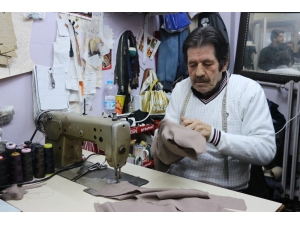 Ömrünü Terziliğe Adadı