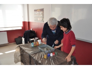 Emekli Astsubaydan Miniklere Gönüllü Ebru Eğitimi