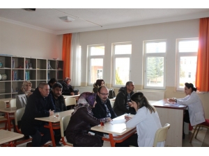 Kardelen Kolejinde Veli Toplantısı Yapıldı