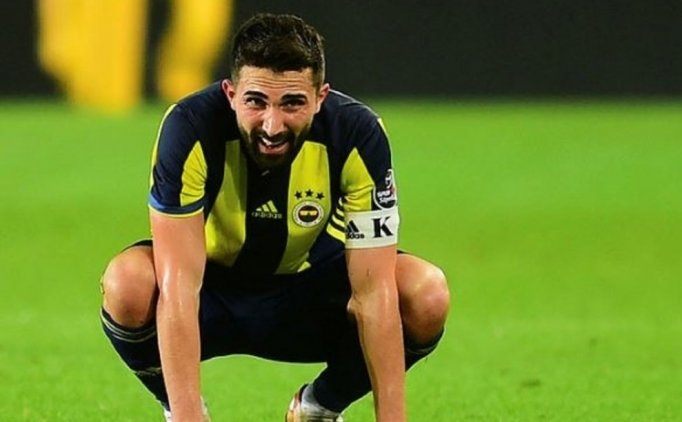 "hasan Ali, Adriano'nun Önünde"