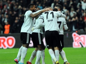 Beşiktaş, 3 Bin 82 Gün Sonra Derbide Penaltı Kazandı