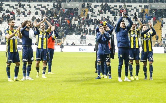 Samandıra'da Fenerbahçe Taraftarından Coşkulu Karşılama