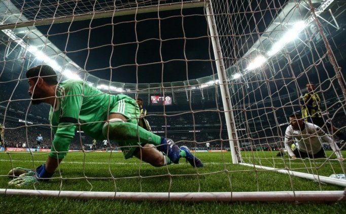 Burak Yılmaz: "benim Yüzündense Özür Dilerim"