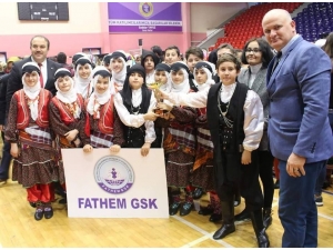 Fathem Kupaları Topladı