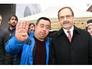 Zihni Şahin: “Sevgiyle Birlikte Yöneteceğiz”