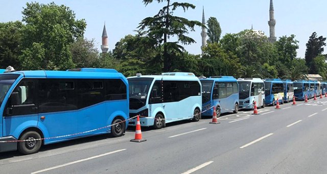 İstanbul'da Minibüs, Dolmuş Ve Taksilerin Yaş Sınırı Yükseltildi