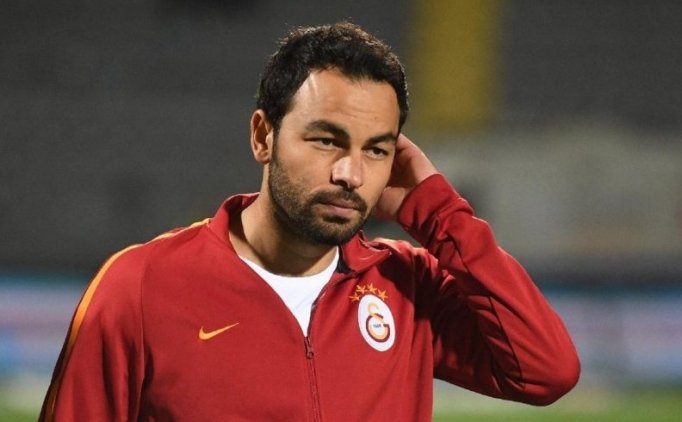 Galatasaray'da Kaptan Selçuk İnan Masada!