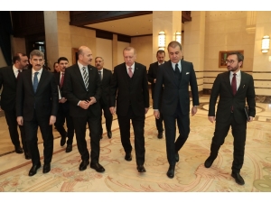 Cumhurbaşkanı Erdoğan, Kanaat Önderleri İle Görüştü